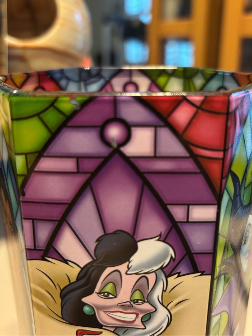 Disney scentsy  Villains Stained Glass Style Lamp - Ursula Accent Light - Picture 9 of 14